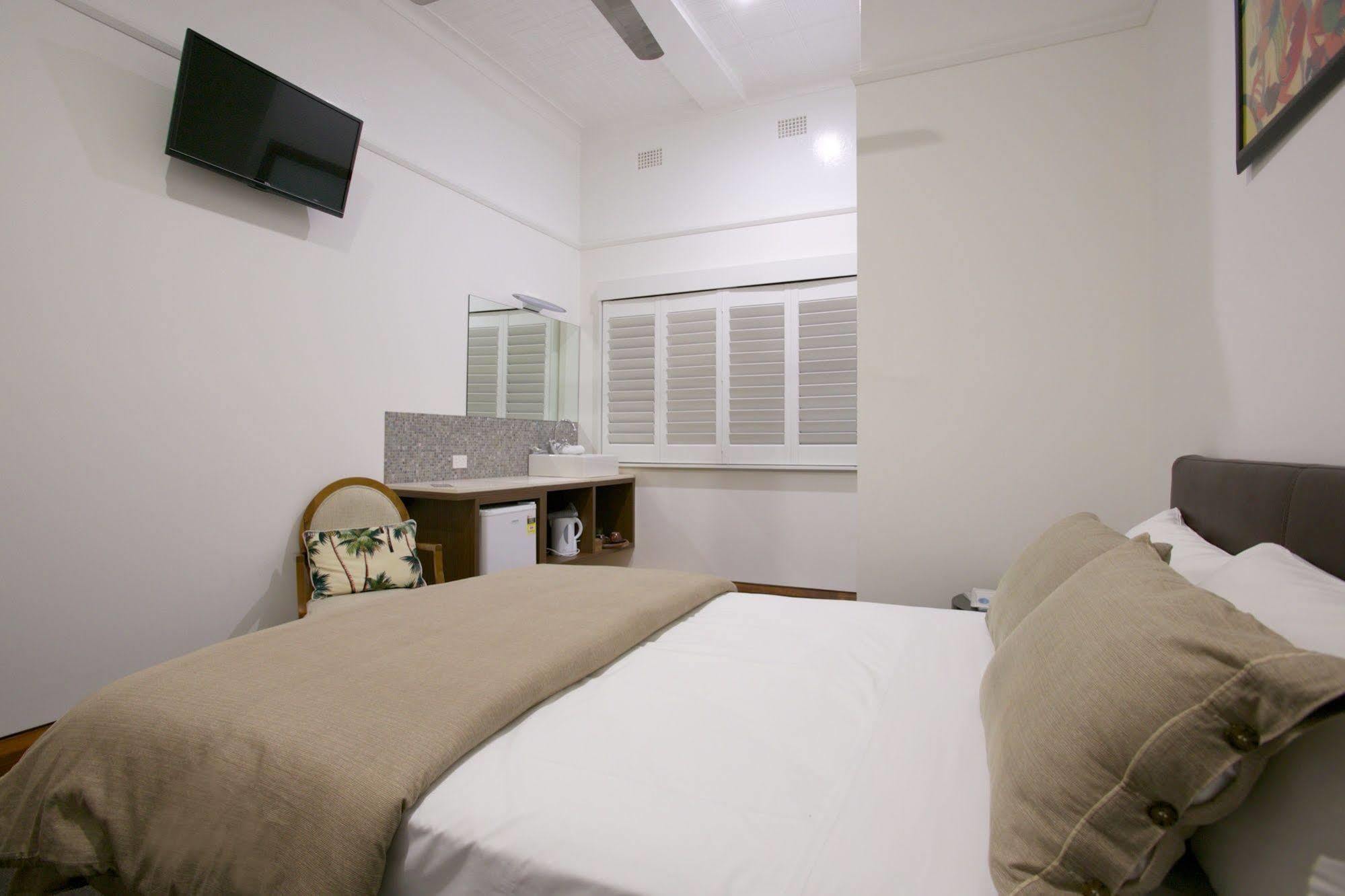 Pier Hotel Coffs Harbour